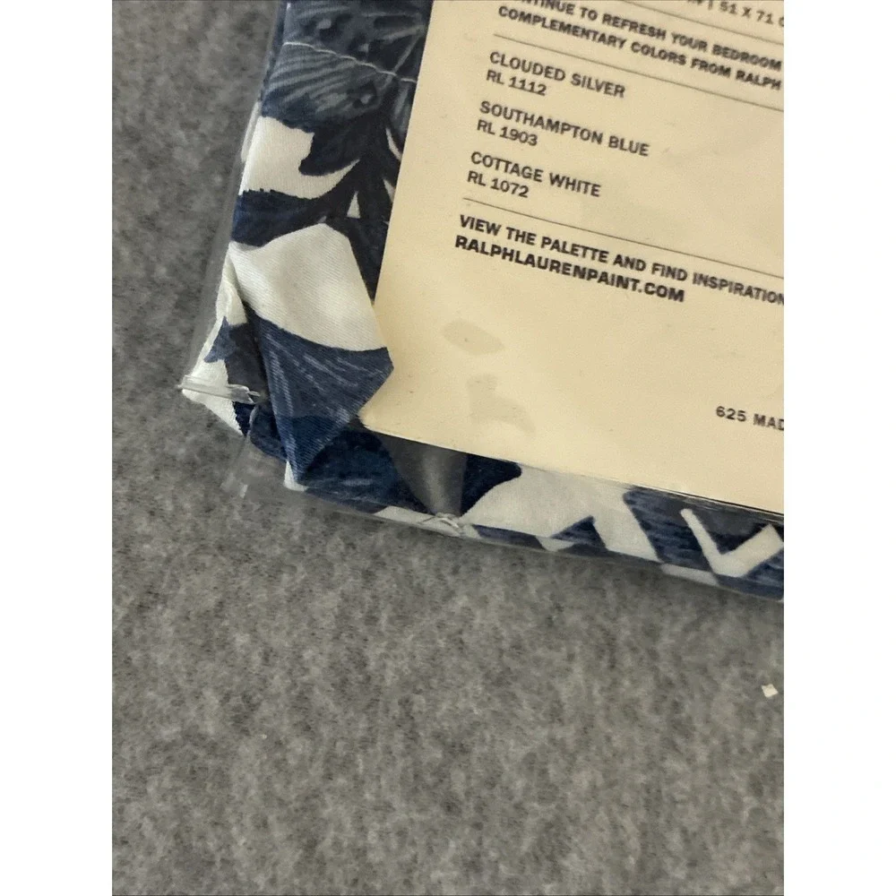 Ralph Lauren Dorsey Standard Sham Set of 2 New Blue White Porcelain Lotus Pair